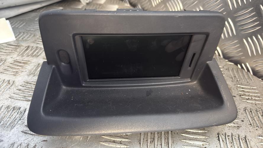 Ecran GPS RENAULT CLIO 3 PHASE 2 BREAK Diesel - Image 2