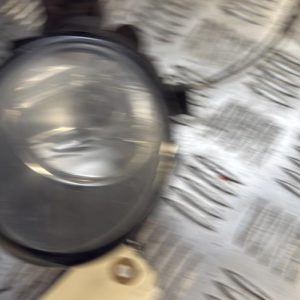 Anti brouillard gauche (feux) RENAULT CLIO 2 PHASE 2 Essence - Image 1