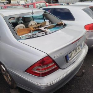 Moteur leve vitre avant gauche MERCEDES CLASSE C 203 PHASE 2 Diesel - Image 5