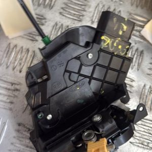 Serrure avant droit FORD KA+ Essence - Image 1