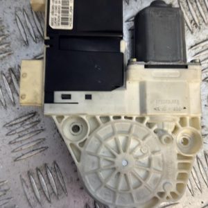 Moteur leve vitre avant droit RENAULT MEGANE 2 PHASE 1 Diesel - Image 1