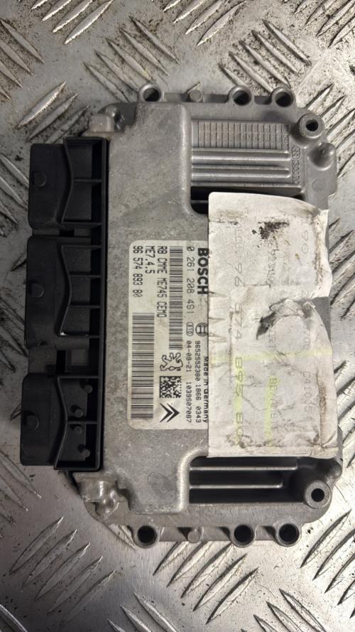 Calculateur moteur CITROEN C4 1 PHASE 1 Essence - Image 1