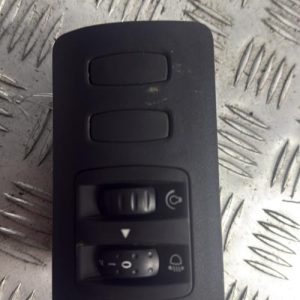 Commande de reglage hauteur de phare RENAULT CLIO 3 PHASE 2 BREAK Diesel - Image 1