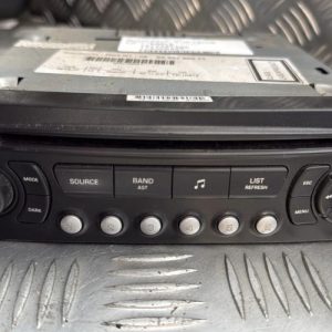 Autoradio d'origine PEUGEOT 307 PHASE 2 Diesel - Image 1