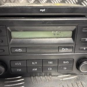 Autoradio d'origine VOLKSWAGEN POLO 4 PHASE 2 Diesel - Image 1