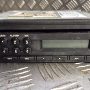 Autoradio d'origine RENAULT TWINGO 2 PHASE 2 Essence - Image 1