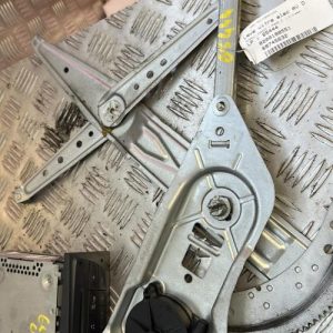 Leve vitre electrique avant droit RENAULT KANGOO 1 PHASE 2 Diesel - Image 1