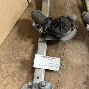 Leve vitre electrique avant droit CITROEN C1 1 PHASE 3 Essence - Image 1