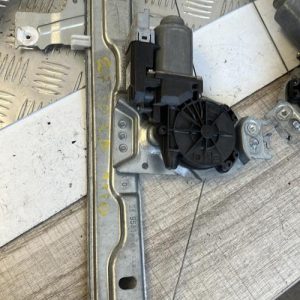 Leve vitre electrique avant droit PEUGEOT 207 PHASE 1 Essence - Image 1