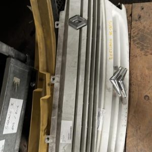 Calandre RENAULT SUPER 5 Essence - Image 1