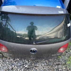 Malle/Hayon arriere VOLKSWAGEN GOLF 5 Diesel - Image 1