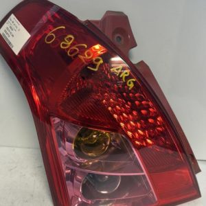 Feu arriere principal gauche (feux) SUZUKI SWIFT 3 Diesel - Image 1