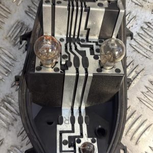 Platine feu arriere droit RENAULT CLIO 3 PHASE 1 Diesel - Image 1