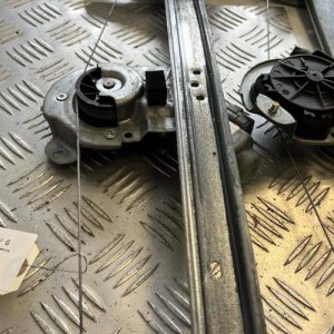 Leve vitre electrique avant gauche CITROEN C1 1 PHASE 2 Essence - Image 1