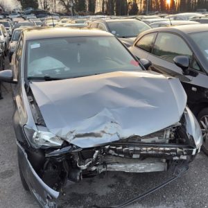 Vitre arriere droit VOLKSWAGEN POLO 5 PHASE 1 Diesel - Image 1