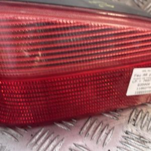 Feu arriere principal gauche (feux) PEUGEOT 106 PHASE 2 Essence - Image 1