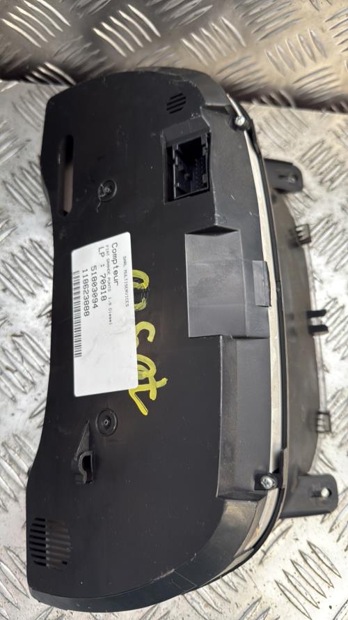 Compteur FIAT GRANDE PUNTO Diesel - Image 3