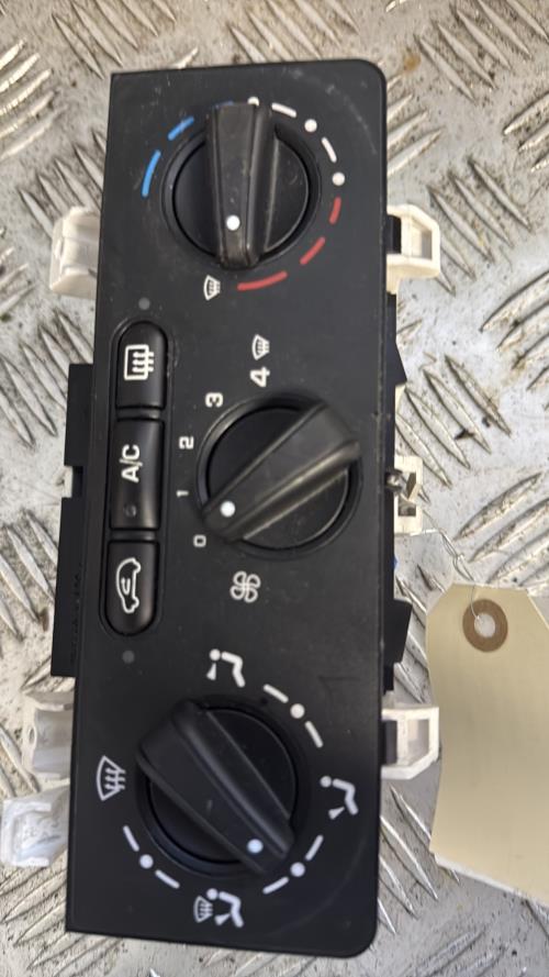 Commande chauffage CITROEN C3 1 PHASE 2 Diesel - Image 2