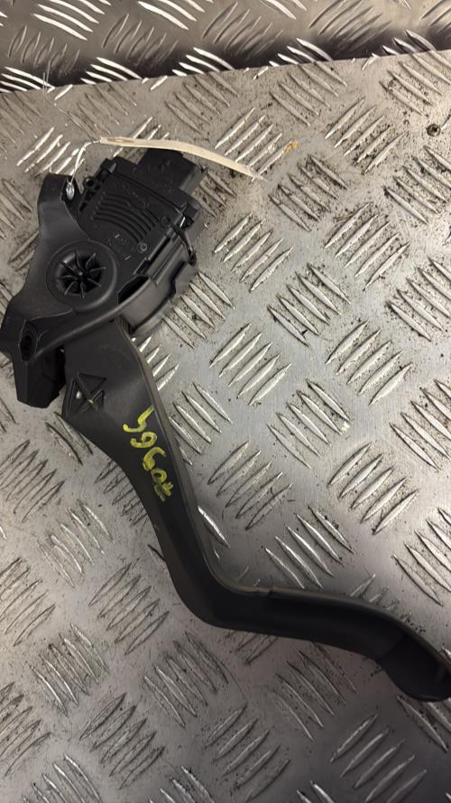 Pedale d'accelerateur CITROEN C3 1 PHASE 2 Diesel - Image 1