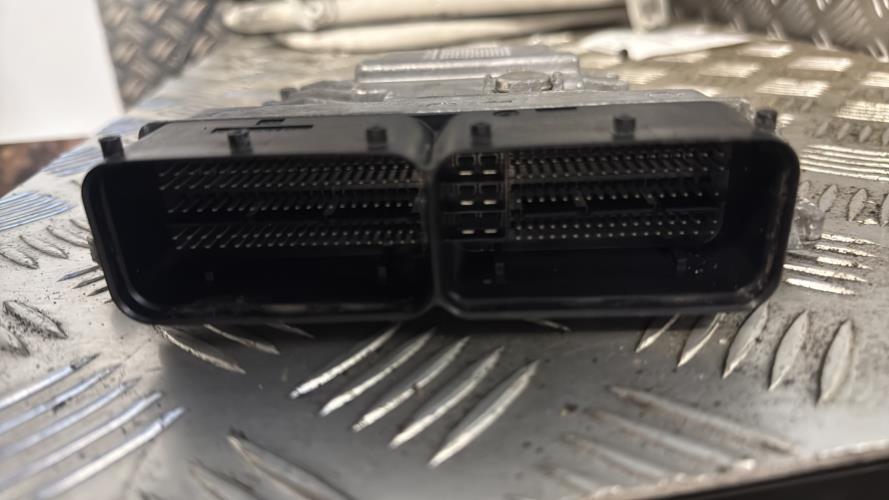 Calculateur moteur VOLKSWAGEN GOLF 7 PHASE 2 Essence - Image 3