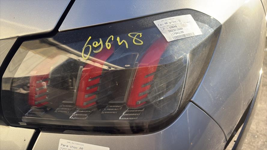 Feu arriere principal droit (feux) PEUGEOT 208 2 PHASE 1 Essence - Image 2