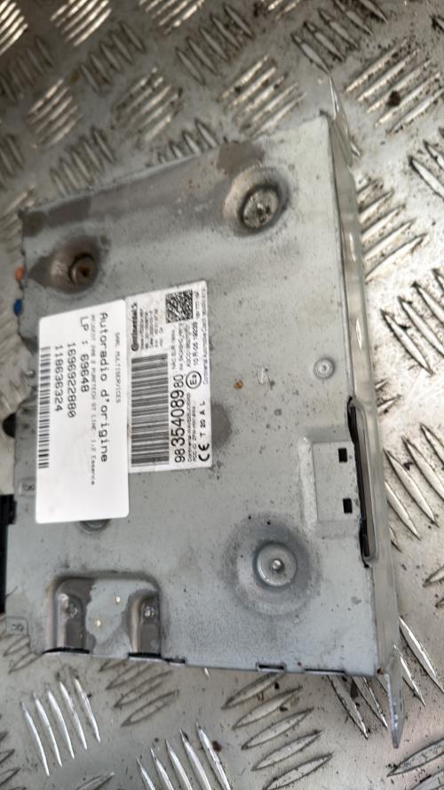 Autoradio d'origine PEUGEOT 208 2 PHASE 1 Essence - Image 3