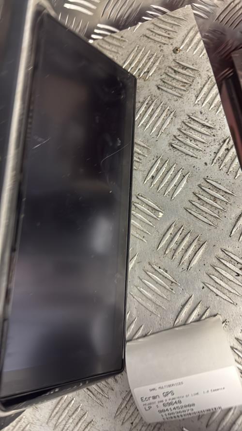 Ecran GPS PEUGEOT 208 2 PHASE 1 Essence - Image 2