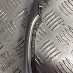 Poignee porte arriere gauche PEUGEOT 208 2 PHASE 1 Essence - Image 1