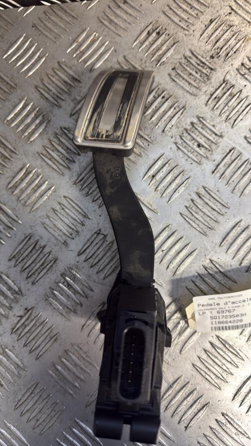 Pedale d'accelerateur VOLKSWAGEN GOLF 7 PHASE 2 Essence - Image 2