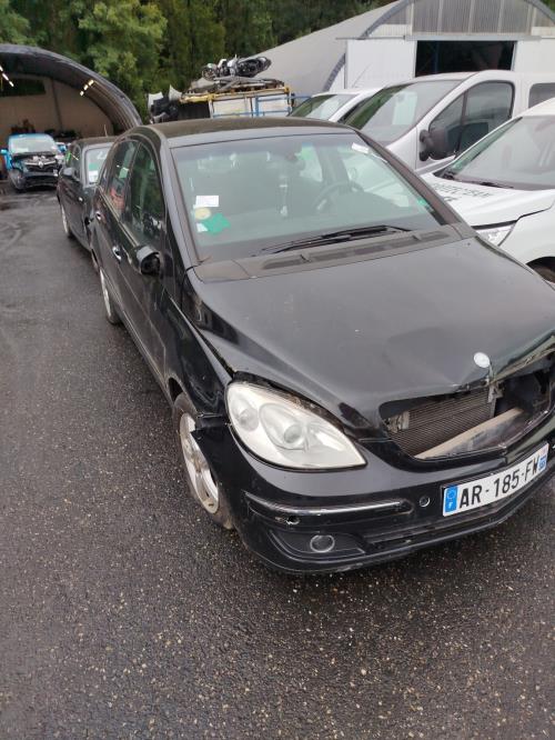 Malle/Hayon arriere MERCEDES CLASSE B 245 PHASE 1 Diesel - Image 1