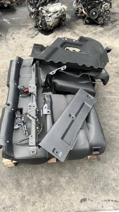 Banquette arriere PEUGEOT 208 2 PHASE 1 Essence - Image 1