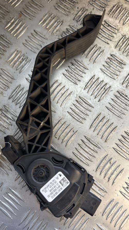 Pedale d'accelerateur CITROEN C3 1 PHASE 2 Essence - Image 1