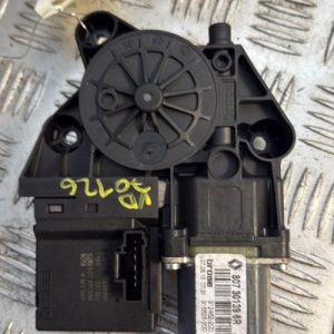 Moteur leve vitre avant droit RENAULT MEGANE 3 PHASE 3 Diesel - Image 1