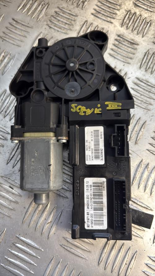 Moteur leve vitre avant gauche RENAULT GRAND SCENIC 3 PHASE 1 Diesel - Image 2