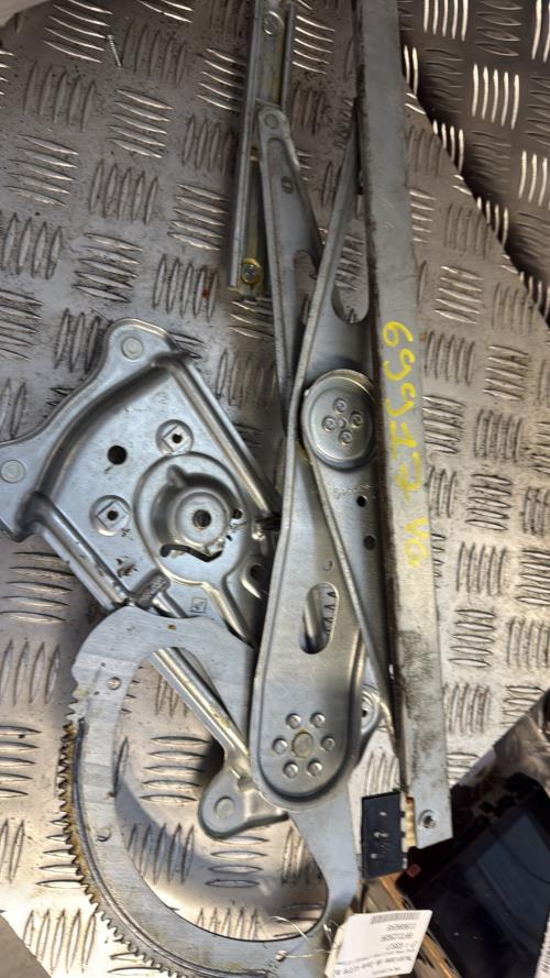 Mecanisme de leve vitre electrique avant gauche RENAULT GRAND SCENIC 3 PHASE 1 Diesel - Image 1