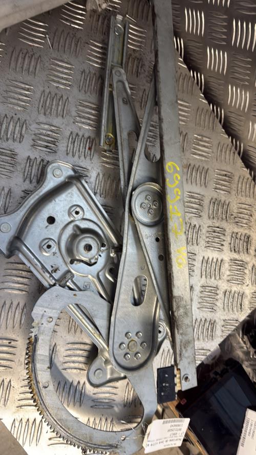 Mecanisme de leve vitre electrique avant gauche RENAULT GRAND SCENIC 3 PHASE 1 Diesel - Image 3