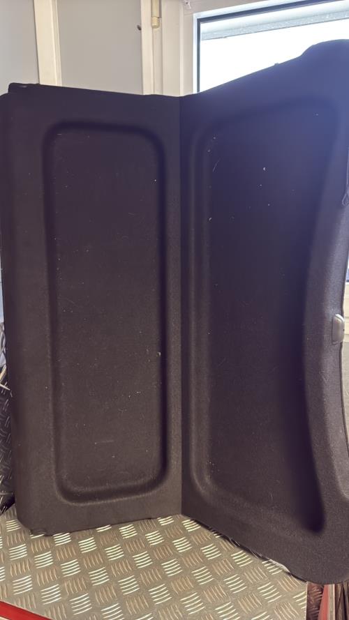 Plage arriere DACIA DUSTER 1 PHASE 2 Essence - Image 2