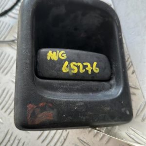 Poignee porte avant gauche RENAULT MASTER 2 PHASE 1 Diesel - Image 1