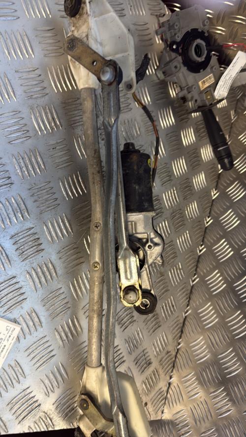 Moteur essuie glace avant NISSAN MICRA 3 PHASE 2 Diesel - Image 1