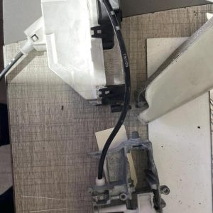 Serrure avant droit CITROEN BERLINGO 2 PHASE 1 Diesel - Image 1