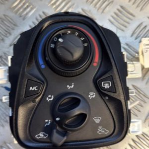 Commande chauffage CITROEN C1 2 Essence - Image 1