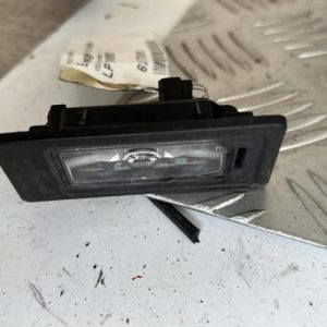 Eclairage de plaque VOLKSWAGEN TIGUAN 2 PHASE 1 Essence - Image 1