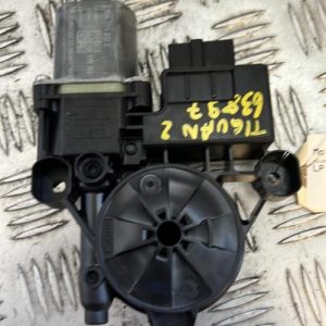 Moteur leve vitre arriere droit VOLKSWAGEN TIGUAN 2 PHASE 1 Essence - Image 1