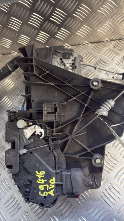 Serrure avant gauche VOLVO C 30 PHASE 1 Diesel - Image 1