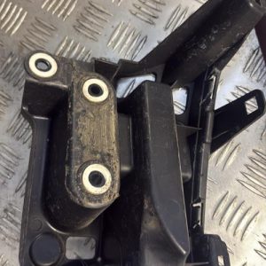 Support de pare chocs arriere PEUGEOT 208 2 PHASE 1 Essence - Image 1