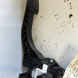 Pedale d'accelerateur PEUGEOT 308 2 SW PHASE 2 BREAK Essence - Image 1