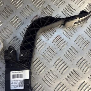 Pedale d'accelerateur PEUGEOT 208 2 PHASE 1 Essence - Image 1