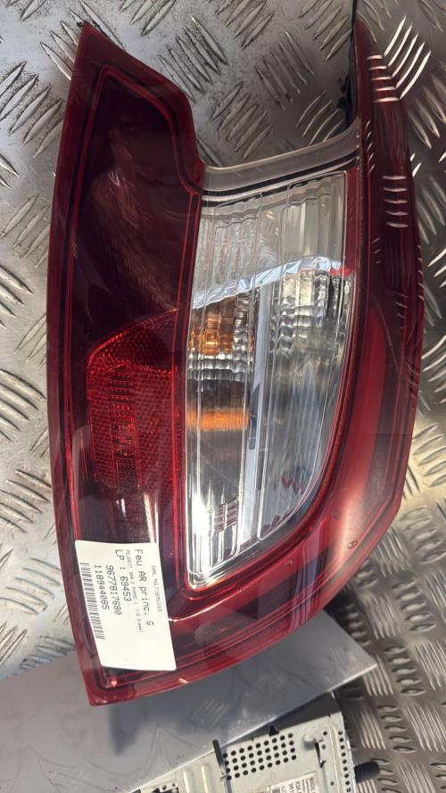 Feu arriere principal gauche (feux) PEUGEOT 308 2 PHASE 1 Diesel - Image 1