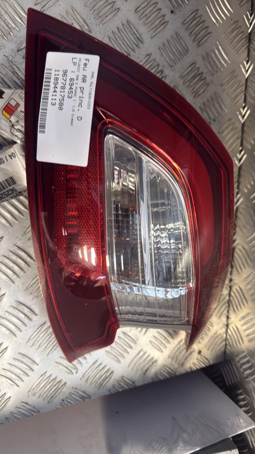 Feu arriere principal droit (feux) PEUGEOT 308 2 PHASE 1 Diesel - Image 3