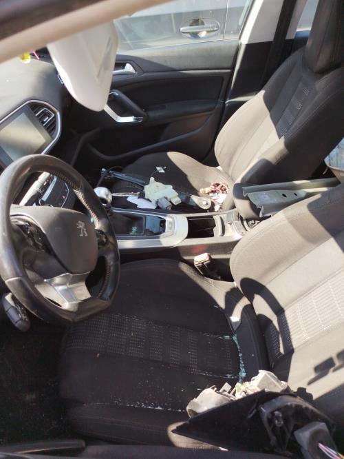 Feu arriere principal droit (feux) PEUGEOT 308 2 PHASE 1 Diesel - Image 6